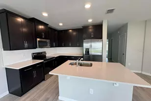 5053 Prairie Preserve Run, Saint Cloud, FL 34772 - Photo 3