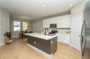 1177 Fox Hedge Ln, Saint Cloud, FL 34771 - Photo 13