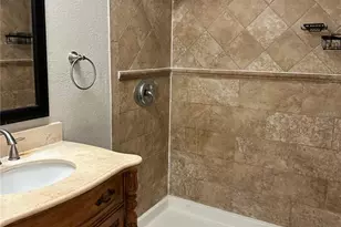 4184 Versailles Dr, Orlando, FL 32808 - Photo 9