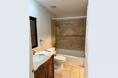 4184 Versailles Drive #4184D, Orlando, FL 32808 - Photo 7