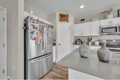 2402 Oakwood Lane, Davenport, FL 33837 - Photo 17