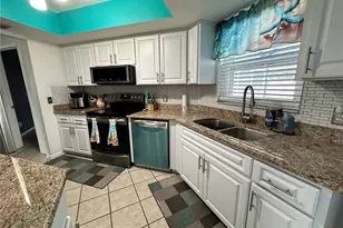 4299 Goldcoast Ave, Spring Hill, FL 34609 - Photo 11