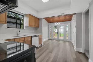 915 W Princeton St, Orlando, FL 32804 - Photo 19