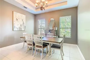 915 San Raphael St, Poinciana, FL 34759 - Photo 9