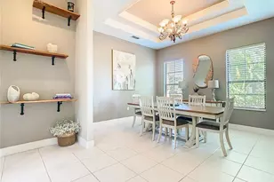 915 San Raphael St, Poinciana, FL 34759 - Photo 9