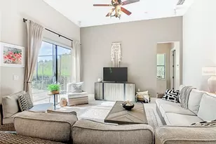 915 San Raphael St, Poinciana, FL 34759 - Photo 21