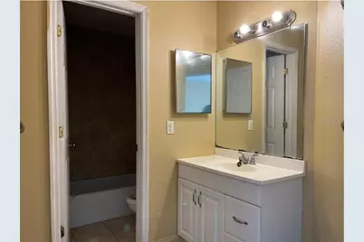 2510 Lemon Tree Lane #J, Orlando, FL 32839 - Photo 5