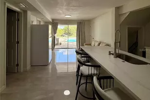 8117 Bay Dr, Tampa, FL 33635 - Photo 23