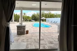 8117 Bay Dr, Tampa, FL 33635 - Photo 25