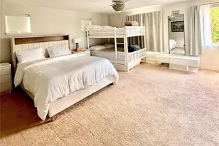 8117 Bay Dr, Tampa, FL 33635 - Photo 7