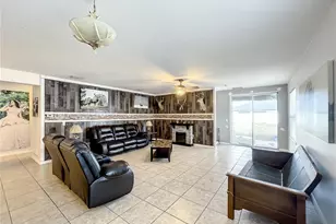 3217 Queen Alexandria Dr, Kissimmee, FL 34744 - Photo 13