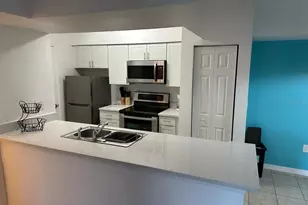 3008 Parkway Blvd, Kissimmee, FL 34747 - Photo 9