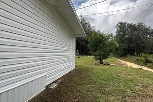 17405 NE 38th Lane Rd, Silver Springs, FL 34488 - Photo 7