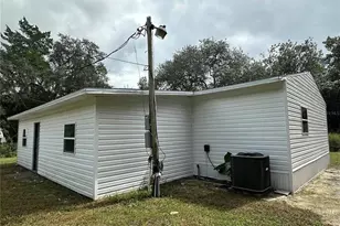 17405 NE 38th Lane Rd, Silver Springs, FL 34488 - Photo 3