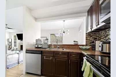 2936 S Semoran Boulevard #106, Orlando, FL 32822 - Photo 13