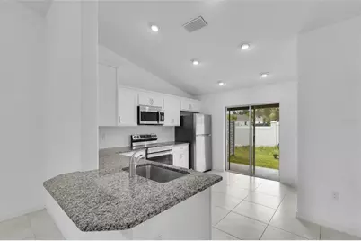 13 Llovera  Place, Palm Coast, FL 32164 - Photo 9