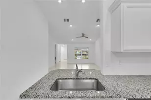 13 Llovera Pl, Palm Coast, FL 32164 - Photo 11