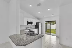 13 Llovera Pl, Palm Coast, FL 32164 - Photo 9