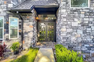 2253 Malachite Dr, Lakeland, FL 33810 - Photo 3