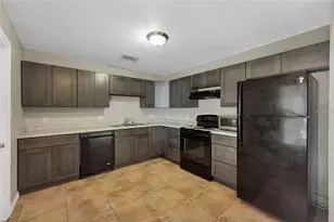 802 Darby Dr, Kissimmee, FL 34758 - Photo 9