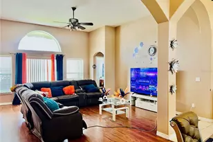 4637 Huron Bay Cir, Kissimmee, FL 34759 - Photo 5