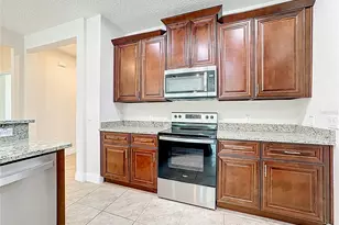 1906 Manatee Dr, Kissimmee, FL 34759 - Photo 5