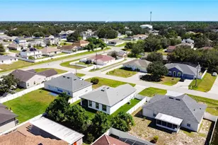 1906 Manatee Dr, Kissimmee, FL 34759 - Photo 41