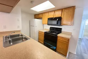 2751 N Poinciana Blvd, Kissimmee, FL 34746 - Photo 9