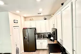 9896 Red Eagle Dr, Orlando, FL 32825 - Photo 7