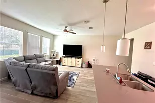 9896 Red Eagle Dr, Orlando, FL 32825 - Photo 5