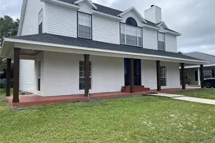 1233 Hancock Cir, Saint Cloud, FL 34769 - Photo 3