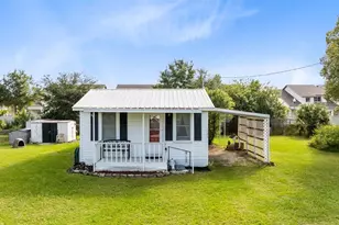 1705 Delaware Ave, Saint Cloud, FL 34769 - Photo 1