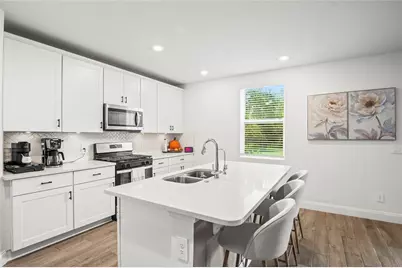 2943 Sunstar Drive, Saint Cloud, FL 34772 - Photo 9