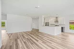 8001 Leonardo St, Sebring, FL 33872 - Photo 9