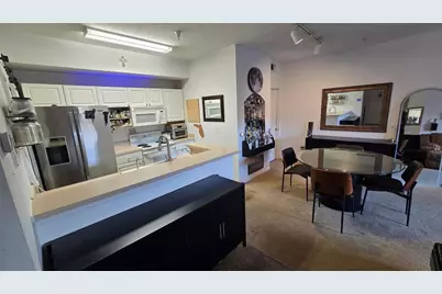 5512 Metrowest Boulevard #202, Orlando, FL 32811 - Photo 3