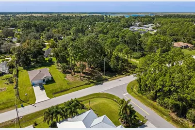 714 SE Sarasota, Palm Bay, FL 32909 - Photo 15