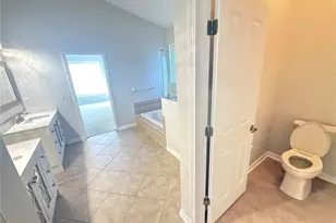 6817 Cromwell Garden Dr, Apollo Beach, FL 33572 - Photo 17