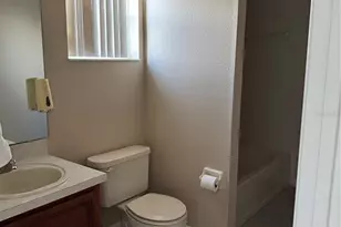 324 Aldershot Ct, Kissimmee, FL 34758 - Photo 15