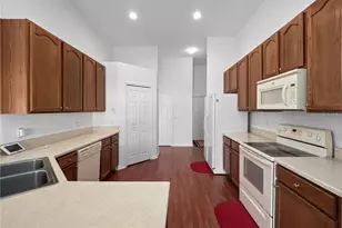 4633 Huron Bay Cir, Kissimmee, FL 34759 - Photo 19