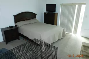 2542 Camphorwood Cir, Kissimmee, FL 34744 - Photo 5