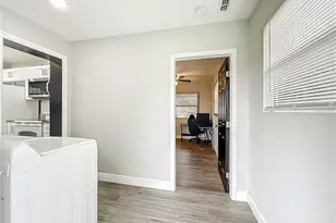 1423 Heber Cir, Orlando, FL 32811 - Photo 19