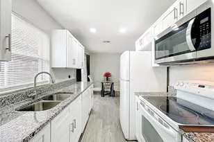 1423 Heber Cir, Orlando, FL 32811 - Photo 13