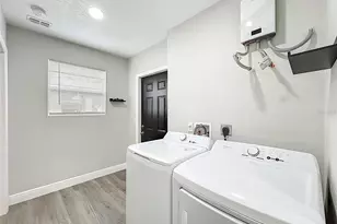 1423 Heber Cir, Orlando, FL 32811 - Photo 31