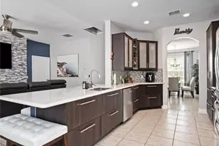 3803 Blue Dasher Dr, Kissimmee, FL 34744 - Photo 3