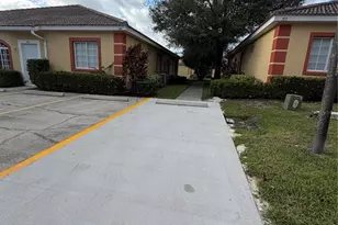 353 Port Pleasant Dr, Kissimmee, FL 34759 - Photo 13