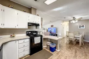 6518 Raintree Ln NE, Winter Haven, FL 33881 - Photo 13