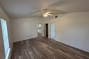 670 Reindeer Dr, Kissimmee, FL 34759 - Photo 9