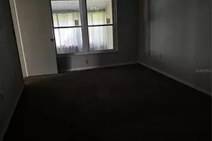 569 Hunter Cir, Kissimmee, FL 34758 - Photo 9