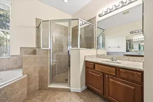 9427 Edenshire Cir, Orlando, FL 32836 - Photo 13