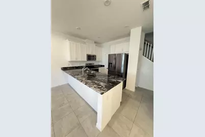 2512 Blowing Breeze Avenue, Kissimmee, FL 34744 - Photo 7